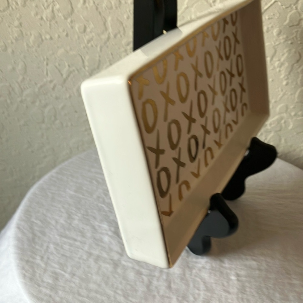 Threshold: 2017 XOXO Patterned Tray- Gold Paint Lettering - Picture 5 of 16